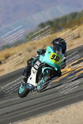 media/Dec-06-2024-CVMA Friday Practice (Fri) [[e1d1c5d4fc]]/4-Group 4 and Trackday/Session 4 (Turn 16)/